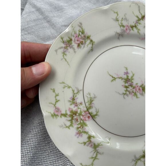 Theodore Haviland New York - ROSALINDE - 7.5" Salad Plate (8) Available - Picture 3 of 8